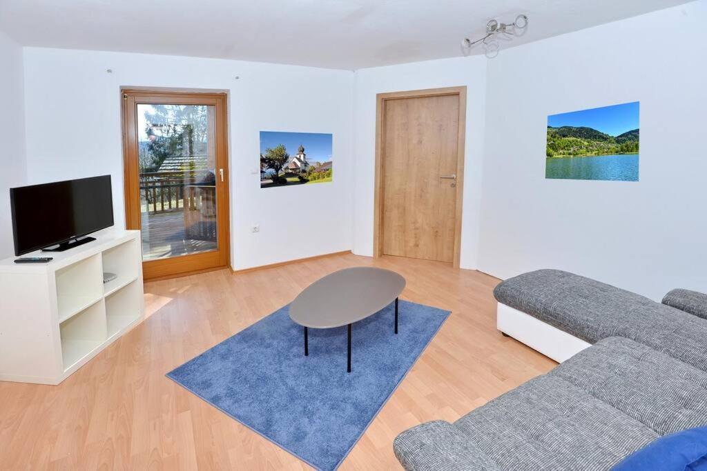 Ferienwohnung Karawankenblick Bach  ภายนอก รูปภาพ